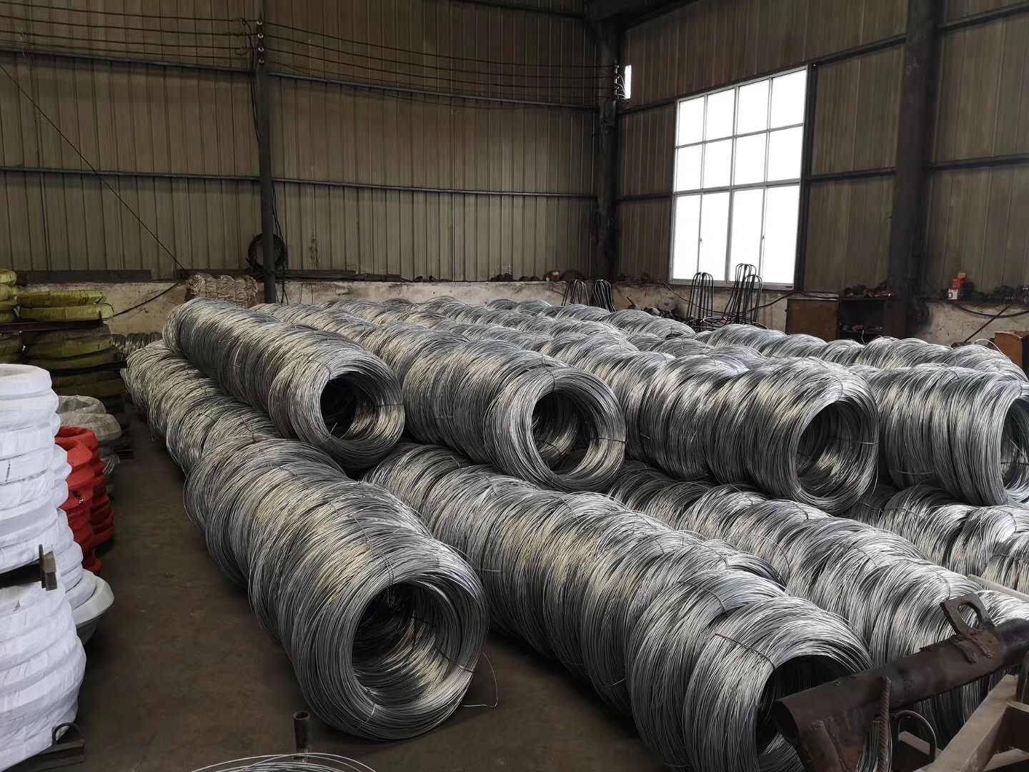 12號(hào)鍍鋅鐵絲廠家